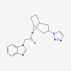 molecular formula C18H20N6O B2719995 2-(1H-1,3-苯并二唑-1-基)-1-[3-(1H-1,2,3-三唑-1-基)-8-氮杂双环[3.2.1]辛烷-8-基]乙酮 CAS No. 2191213-57-5
