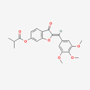 molecular formula C22H22O7 B2720062 (2Z)-3-酮-2-(3,4,5-三甲氧基苯甲基亚甲基)-2,3-二氢-1-苯并呋喃-6-基 2-甲基丙酸酯 CAS No. 858760-45-9