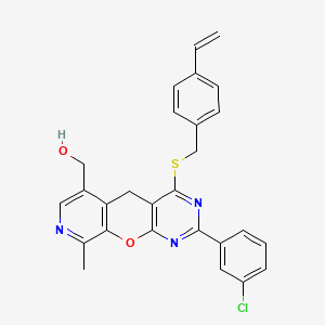 [5-(3-Chlorophenyl)-7-{[(4-ethenylphenyl)methyl]sulfanyl}-14-methyl-2-oxa-4,6,13-triazatricyclo[8.4.0.0^{3,8}]tetradeca-1(10),3(8),4,6,11,13-hexaen-11-yl]methanol