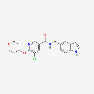 molecular formula C21H22ClN3O3 B2720807 5-chloro-N-((2-methyl-1H-indol-5-yl)methyl)-6-((tetrahydro-2H-pyran-4-yl)oxy)nicotinamide CAS No. 1903028-18-1