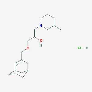 molecular formula C20H36ClNO2 B2721832 1-((3r,5r,7r)-孔雀石-1-基甲氧基)-3-(3-甲基哌啶-1-基)丙醇盐酸盐 CAS No. 1210393-34-2