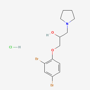 molecular formula C13H18Br2ClNO2 B2721909 1-(2,4-二溴苯氧基)-3-(吡咯烷-1-基)丙-2-醇 盐酸盐 CAS No. 1185683-72-0