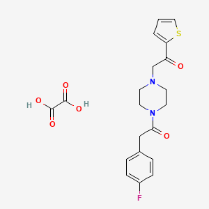 2-(4-Fluorophenyl)-1-(4-(2-oxo-2-(thiophen-2-yl)ethyl)piperazin-1-yl)ethanone oxalate