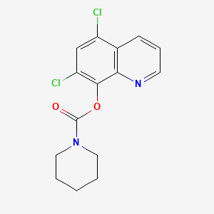 molecular formula C15H14Cl2N2O2 B2722416 5,7-Dichloroquinolin-8-yl piperidine-1-carboxylate CAS No. 347370-59-6
