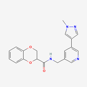 molecular formula C19H18N4O3 B2722658 N-((5-(1-methyl-1H-pyrazol-4-yl)pyridin-3-yl)methyl)-2,3-dihydrobenzo[b][1,4]dioxine-2-carboxamide CAS No. 2034308-09-1