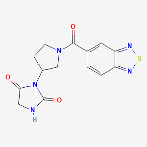molecular formula C14H13N5O3S B2723036 3-(1-(Benzo[c][1,2,5]thiadiazole-5-carbonyl)pyrrolidin-3-yl)imidazolidine-2,4-dione CAS No. 2034365-83-6