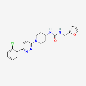 molecular formula C21H22ClN5O2 B2723281 1-(1-(6-(2-Chlorophenyl)pyridazin-3-yl)piperidin-4-yl)-3-(furan-2-ylmethyl)urea CAS No. 1396765-12-0