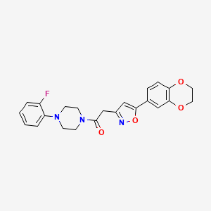 molecular formula C23H22FN3O4 B2723376 2-(5-(2,3-Dihydrobenzo[b][1,4]dioxin-6-yl)isoxazol-3-yl)-1-(4-(2-fluorophenyl)piperazin-1-yl)ethanone CAS No. 1170242-09-7