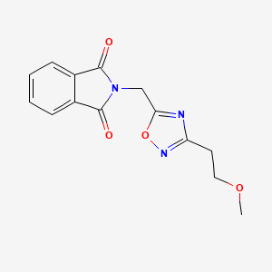 2-((3-(2-Methoxyethyl)-1,2,4-oxadiazol-5-yl)methyl)isoindoline-1,3-dione