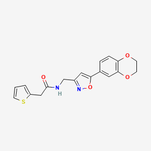 molecular formula C18H16N2O4S B2724993 N-((5-(2,3-dihydrobenzo[b][1,4]dioxin-6-yl)isoxazol-3-yl)methyl)-2-(thiophen-2-yl)acetamide CAS No. 1210355-64-8