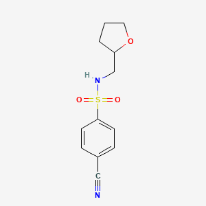 molecular formula C12H14N2O3S B2725434 4-氰基-N-(氧杂环戊烷-2-基甲基)苯并-1-磺酰胺 CAS No. 1016790-21-8