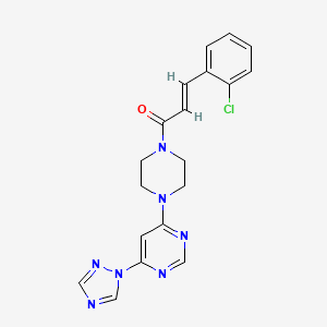 molecular formula C19H18ClN7O B2726034 (E)-1-(4-(6-(1H-1,2,4-triazol-1-yl)pyrimidin-4-yl)piperazin-1-yl)-3-(2-chlorophenyl)prop-2-en-1-one CAS No. 1799264-94-0