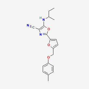 molecular formula C20H21N3O3 B2726083 5-(Sec-butylamino)-2-(5-((p-tolyloxy)methyl)furan-2-yl)oxazole-4-carbonitrile CAS No. 931967-95-2