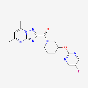 molecular formula C17H18FN7O2 B2726436 (5,7-Dimethyl-[1,2,4]triazolo[1,5-a]pyrimidin-2-yl)(3-((5-fluoropyrimidin-2-yl)oxy)piperidin-1-yl)methanone CAS No. 2034429-26-8