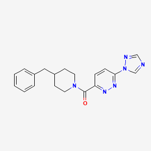 molecular formula C19H20N6O B2726599 (6-(1H-1,2,4-三唑-1-基)吡啶并[3-yl]基)(4-苄基哌啶-1-yl)甲酮 CAS No. 1448132-30-6