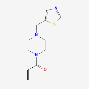 molecular formula C11H15N3OS B2727104 1-[4-(1,3-Thiazol-5-ylmethyl)piperazin-1-yl]prop-2-en-1-one CAS No. 2224363-39-5