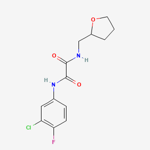 molecular formula C13H14ClFN2O3 B2727843 N1-(3-氯-4-氟苯基)-N2-((四氢呋喃-2-基)甲基)草酰胺 CAS No. 899956-42-4