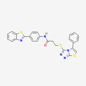 molecular formula C26H19N5OS3 B2728325 N-[4-(1,3-BENZOTHIAZOL-2-YL)PHENYL]-3-({5-PHENYL-[1,2,4]TRIAZOLO[3,4-B][1,3]THIAZOL-3-YL}SULFANYL)PROPANAMIDE CAS No. 690271-76-2