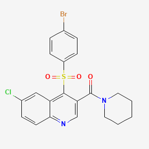 molecular formula C21H18BrClN2O3S B2728619 4-[(4-Bromophenyl)sulfonyl]-6-chloro-3-(piperidin-1-ylcarbonyl)quinoline CAS No. 1111164-80-7