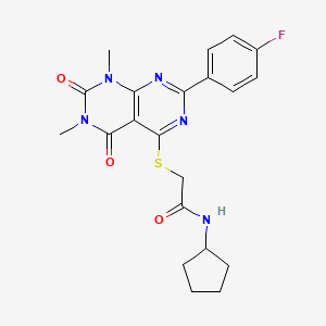 molecular formula C21H22FN5O3S B2729235 N-cyclopentyl-2-((2-(4-fluorophenyl)-6,8-dimethyl-5,7-dioxo-5,6,7,8-tetrahydropyrimido[4,5-d]pyrimidin-4-yl)thio)acetamide CAS No. 852170-54-8