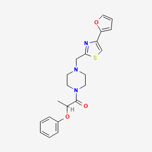 molecular formula C21H23N3O3S B2729347 1-(4-((4-(Furan-2-yl)thiazol-2-yl)methyl)piperazin-1-yl)-2-phenoxypropan-1-one CAS No. 1105198-79-5