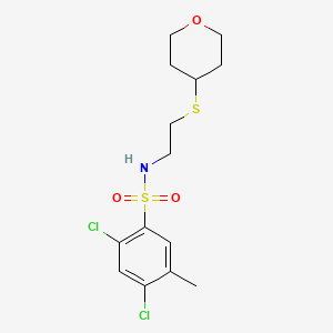 molecular formula C14H19Cl2NO3S2 B2729979 2,4-二氯-5-甲基-N-(2-((四氢-2H-吡喃-4-基)硫)乙基)苯磺酰胺 CAS No. 1795085-43-6