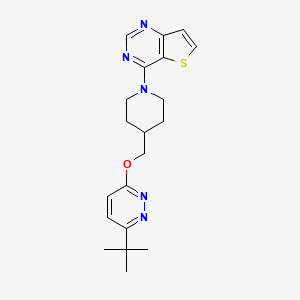 molecular formula C20H25N5OS B2730055 4-[4-[(6-Tert-butylpyridazin-3-yl)oxymethyl]piperidin-1-yl]thieno[3,2-d]pyrimidine CAS No. 2379952-33-5