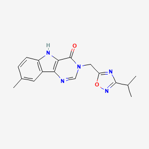 molecular formula C17H17N5O2 B2730563 8-methyl-3-{[3-(propan-2-yl)-1,2,4-oxadiazol-5-yl]methyl}-3,5-dihydro-4H-pyrimido[5,4-b]indol-4-one CAS No. 1115922-78-5