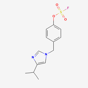 molecular formula C13H15FN2O3S B2731296 1-[(4-Fluorosulfonyloxyphenyl)methyl]-4-propan-2-ylimidazole CAS No. 2411306-52-8