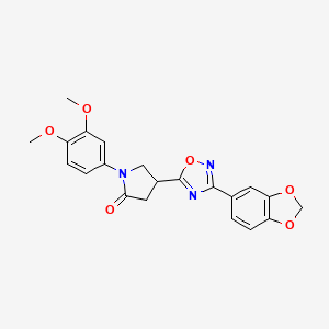 molecular formula C21H19N3O6 B2731339 4-[3-(1,3-Benzodioxol-5-yl)-1,2,4-oxadiazol-5-yl]-1-(3,4-dimethoxyphenyl)-2-pyrrolidinone CAS No. 941960-81-2