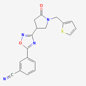 molecular formula C18H14N4O2S B2731373 3-(3-(5-Oxo-1-(thiophen-2-ylmethyl)pyrrolidin-3-yl)-1,2,4-oxadiazol-5-yl)benzonitrile CAS No. 1170521-82-0