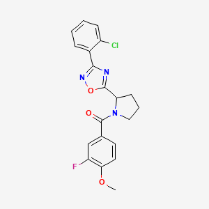 B2731568 3-(2-Chlorophenyl)-5-[1-(3-fluoro-4-methoxybenzoyl)pyrrolidin-2-yl]-1,2,4-oxadiazole CAS No. 1787855-24-6