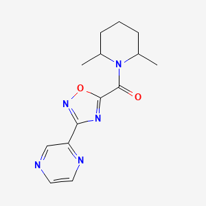 molecular formula C14H17N5O2 B2731615 (2,6-二甲基哌啶-1-基)(3-(吡嗪-2-基)-1,2,4-噁二唑-5-基)甲酮 CAS No. 1234786-11-8