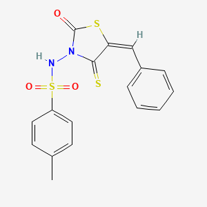 molecular formula C17H14N2O3S3 B2732089 (E)-N-(5-苄基亚甲基-2-氧代-4-硫代噻唑啉-3-基)-4-甲基苯磺酰胺 CAS No. 303028-39-9