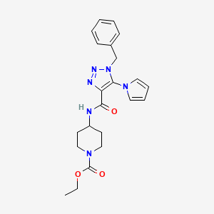 molecular formula C22H26N6O3 B2732252 乙酸4-(1-苄基-5-(1H-吡咯-1-基)-1H-1,2,3-三唑-4-羧酰胺基)哌啶-1-羧酸乙酯 CAS No. 1788769-78-7