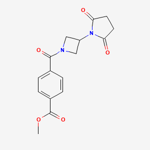 molecular formula C16H16N2O5 B2733218 甲基-4-(3-(2,5-二氧代吡咯烷-1-基)氮杂环丁烷-1-甲酰)苯甲酸酯 CAS No. 2034307-79-2