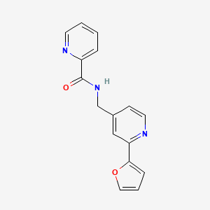 molecular formula C16H13N3O2 B2733444 N-((2-(furan-2-yl)pyridin-4-yl)methyl)picolinamide CAS No. 2034271-84-4
