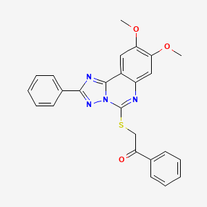 molecular formula C25H20N4O3S B2733828 2-[(8,9-Dimethoxy-2-phenyl[1,2,4]triazolo[1,5-c]quinazolin-5-yl)thio]-1-phenylethanone CAS No. 902593-58-2