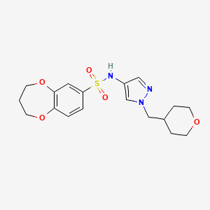 molecular formula C18H23N3O5S B2734238 N-(1-((tetrahydro-2H-pyran-4-yl)methyl)-1H-pyrazol-4-yl)-3,4-dihydro-2H-benzo[b][1,4]dioxepine-7-sulfonamide CAS No. 1705098-47-0