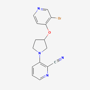 molecular formula C15H13BrN4O B2735444 3-[3-(3-Bromopyridin-4-yl)oxypyrrolidin-1-yl]pyridine-2-carbonitrile CAS No. 2380141-33-1