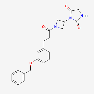 molecular formula C22H23N3O4 B2735546 3-(1-(3-(3-(Benzyloxy)phenyl)propanoyl)azetidin-3-yl)imidazolidine-2,4-dione CAS No. 2034317-71-8
