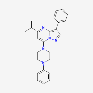 molecular formula C25H27N5 B2736662 1-phenyl-4-[3-phenyl-5-(propan-2-yl)pyrazolo[1,5-a]pyrimidin-7-yl]piperazine CAS No. 900289-70-5