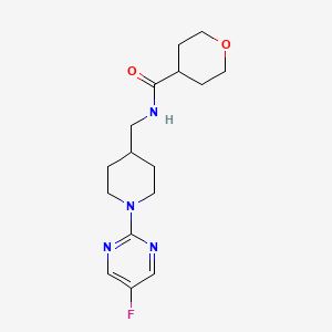 N-{[1-(5-fluoropyrimidin-2-yl)piperidin-4-yl]methyl}oxane-4-carboxamide