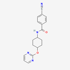 molecular formula C18H18N4O2 B2737114 4-cyano-N-((1r,4r)-4-(pyrimidin-2-yloxy)cyclohexyl)benzamide CAS No. 2034444-59-0