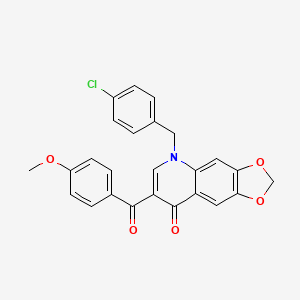 molecular formula C25H18ClNO5 B2737853 5-[(4-氯苯基)甲基]-7-(4-甲氧基苯甲酰)-[1,3]二氧杂环[4,5-g]喹啉-8-酮 CAS No. 866341-24-4