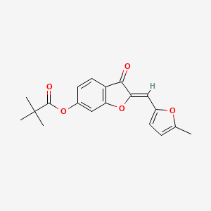 molecular formula C19H18O5 B2737926 (Z)-2-((5-methylfuran-2-yl)methylene)-3-oxo-2,3-dihydrobenzofuran-6-yl pivalate CAS No. 622360-55-8