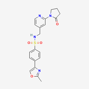 molecular formula C20H20N4O4S B2739589 4-(2-甲氧噁唑-4-基)-N-((2-(2-氧代吡咯烷-1-基)吡啶-4-基)甲基)苯磺酰胺 CAS No. 2034422-50-7