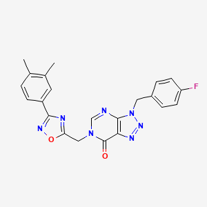 molecular formula C22H18FN7O2 B2739681 6-((3-(3,4-二甲基苯基)-1,2,4-噁二唑-5-基)甲基)-3-(4-氟苯甲基)-3H-[1,2,3]三唑并[4,5-d]嘧啶-7(6H)-酮 CAS No. 1207015-11-9