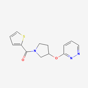 molecular formula C13H13N3O2S B2740793 (3-(Pyridazin-3-yloxy)pyrrolidin-1-yl)(thiophen-2-yl)methanone CAS No. 2034367-03-6