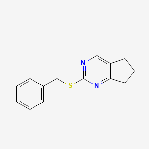 molecular formula C15H16N2S B2740901 2-(苄基硫基)-4-甲基-6,7-二氢-5H-环戊[3,4-d]嘧啶 CAS No. 477852-30-5